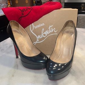 CHRISTIAN LOUBOUTIN emerald green patent leather Bianca heels